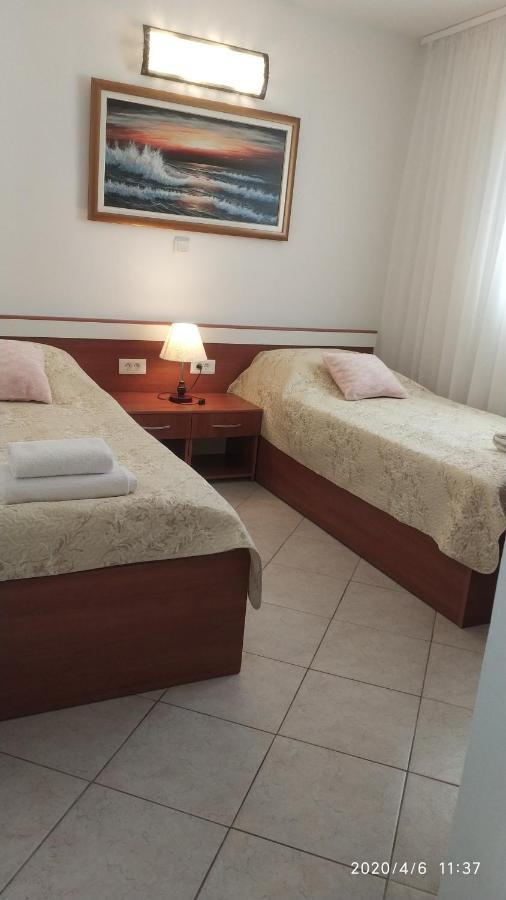 Diklo Beach Apartments Robert & Renata Zadar Ngoại thất bức ảnh