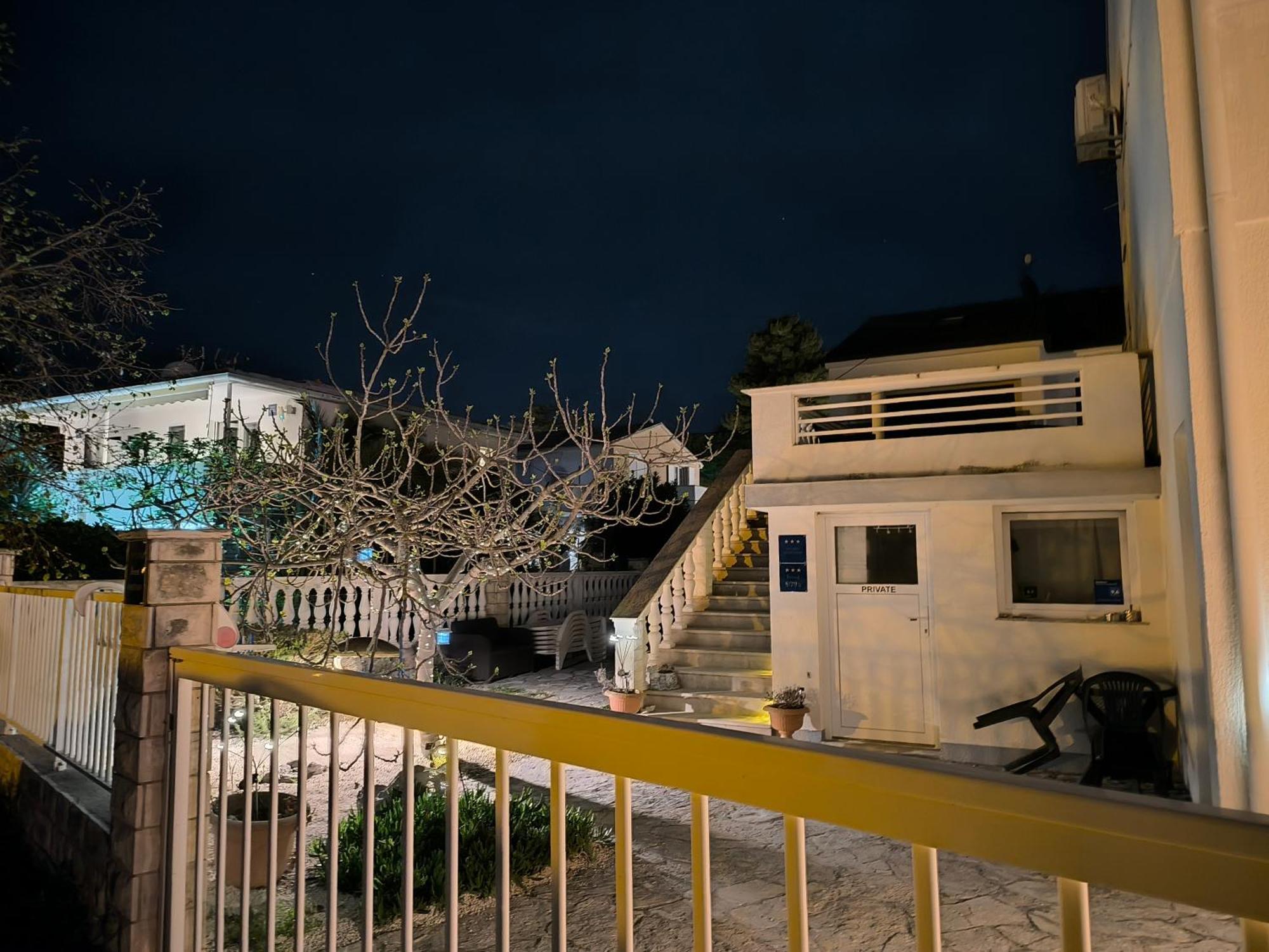 Diklo Beach Apartments Robert & Renata Zadar Ngoại thất bức ảnh